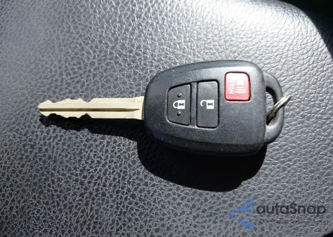 2014 Toyota Rav4 Xle z USA, uszkodzony, nr VIN 2T3RFREV5EW197510